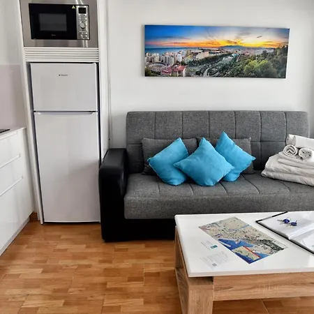 Wonderstays La Perla Azul * Малага
