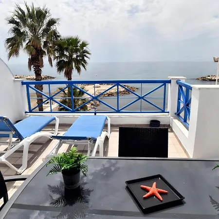 Wonderstays La Perla Azul Апартаменти