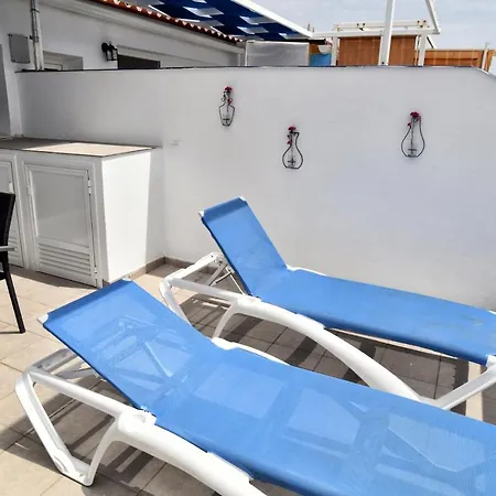 Апартаменти Wonderstays La Perla Azul Малага